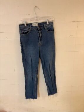 Abercrombie & Fitch Ultra High Rise Ankle Straight Jeans Size 28